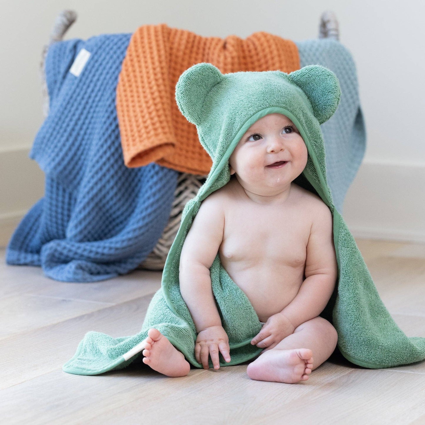 Hooded Towel + Wash Mitt Set- Sea Foam