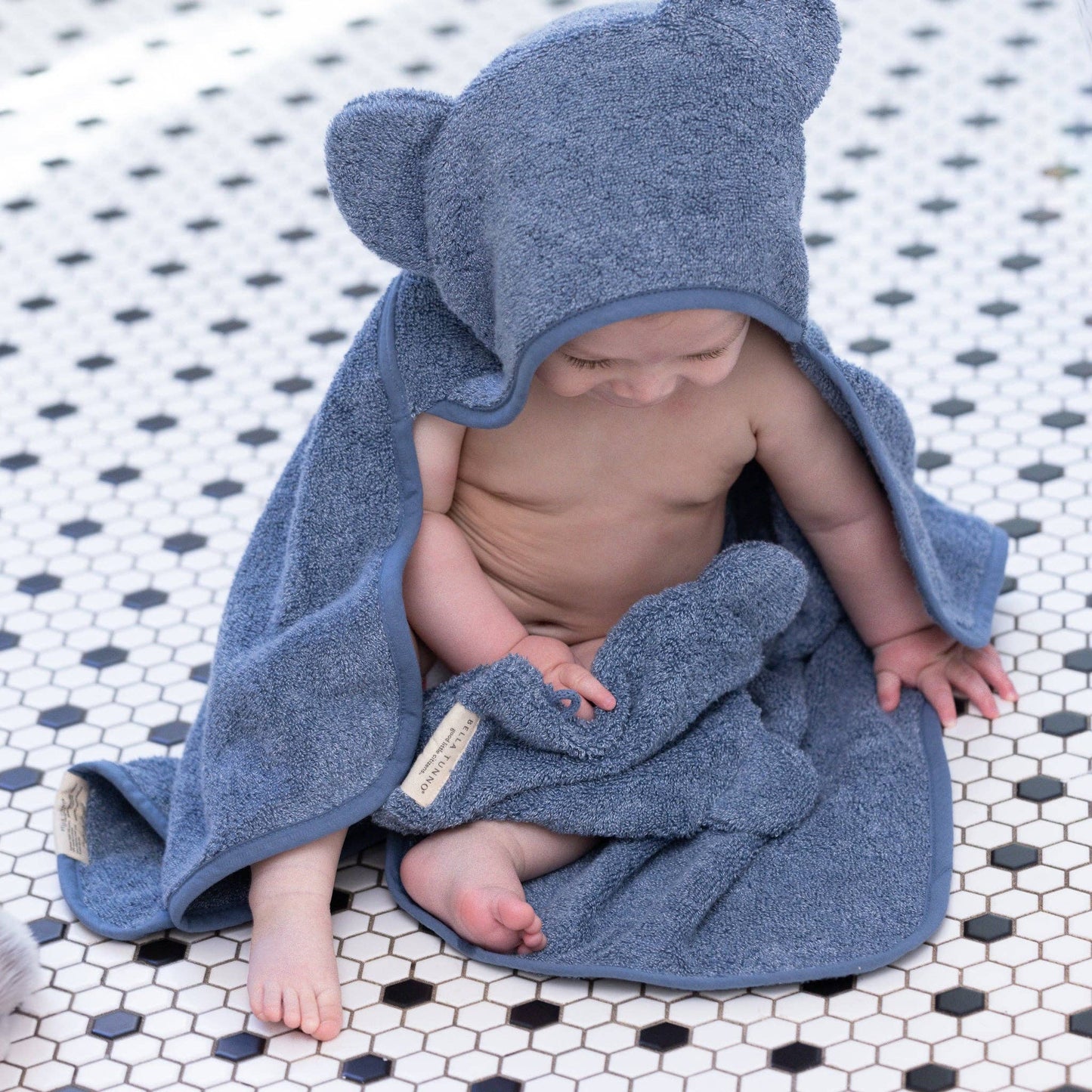 Hooded Towel + Wash Mitt Set- Rain